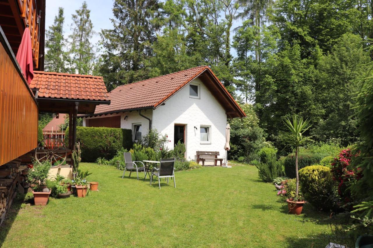 Ferienwohnung #4 Mit Terrasse In Zentraler Dennoch Ruhiger Lage - Stadtbus Vor Der Tuer! Lindau  Exterior photo